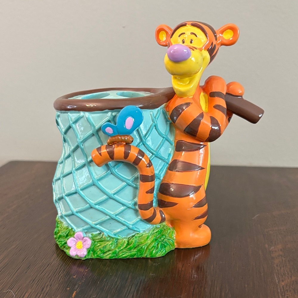Winnie the Pooh Tigger Toothbrush Holder